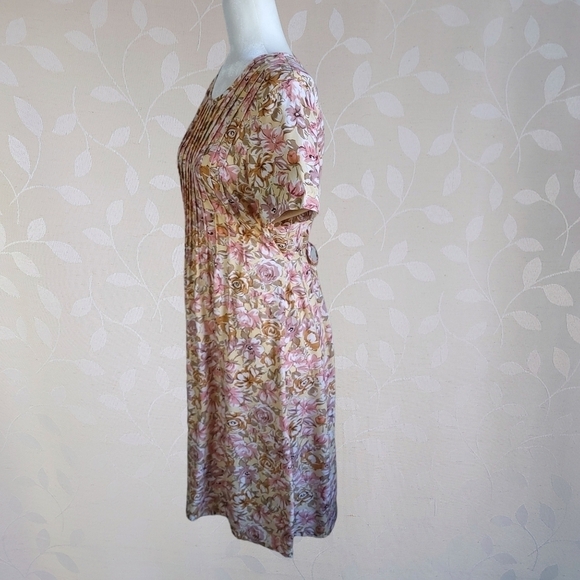 Vintage 90s Romantic Floral Pleat Front Knee Length Dress Bentley Yellow Pink 6 - Picture 9 of 16